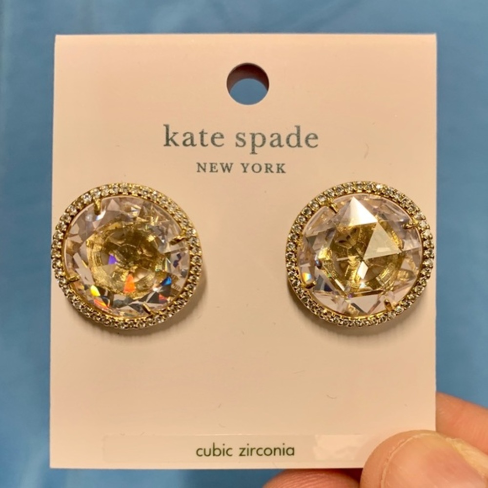Kate Spade♠️NY She Has Spark💥stud earrings -CLEAR